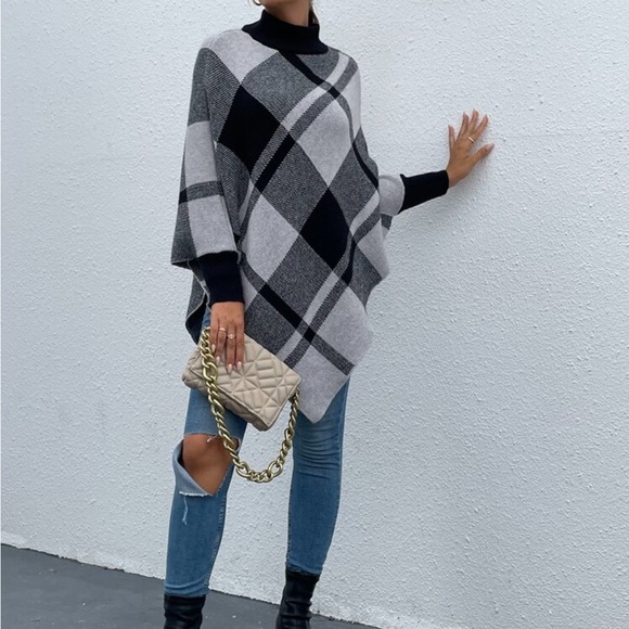 SHEIN Poncho / Throw Over / Sweater - Picture 2 of 8